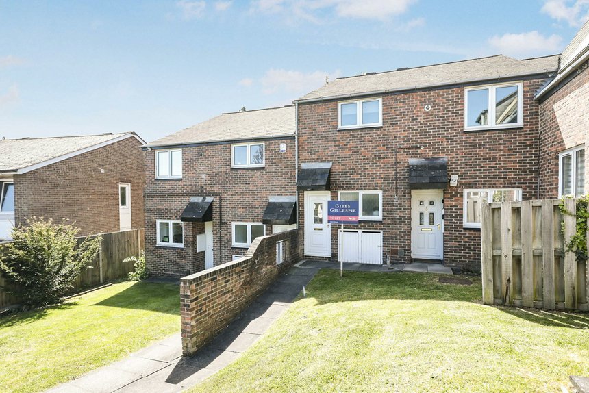 let thirlmere gardens london 50445 - Gibbs Gillespie