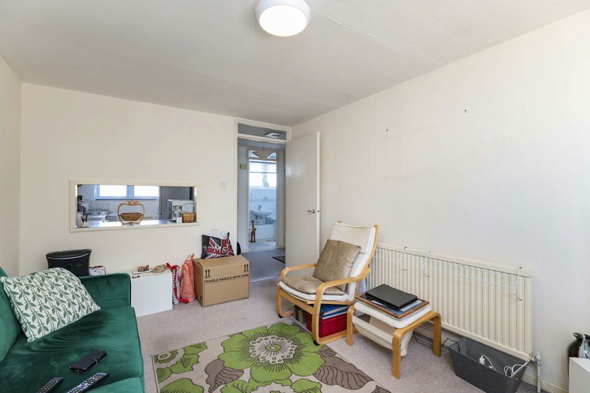 let thirlmere gardens london 50445 - Gibbs Gillespie