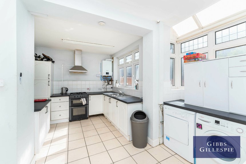 to let brunswick road london 50554 - Gibbs Gillespie