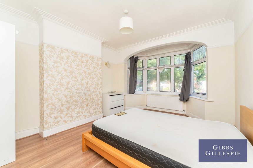 to let brunswick road london 50554 - Gibbs Gillespie