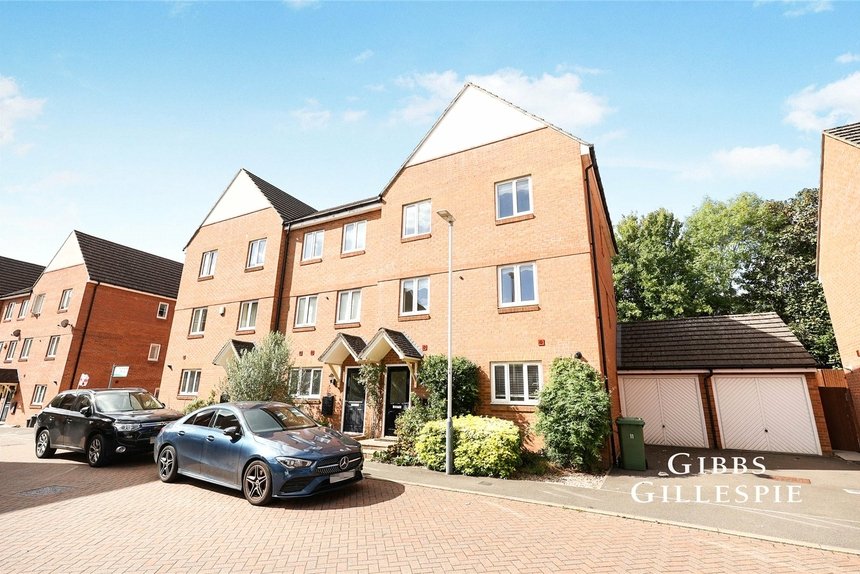 let thomas drive london 50684 - Gibbs Gillespie