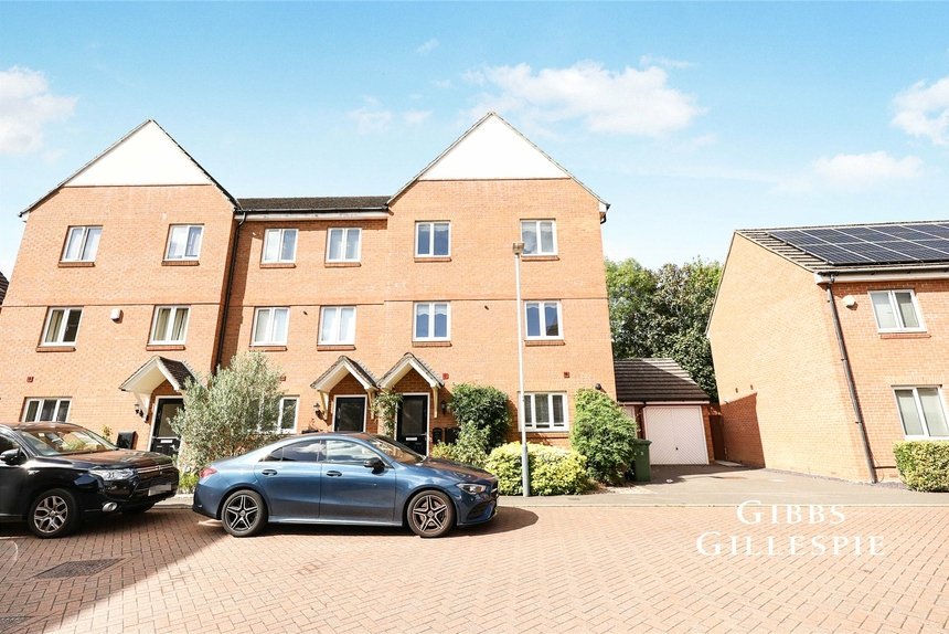 let thomas drive london 50684 - Gibbs Gillespie