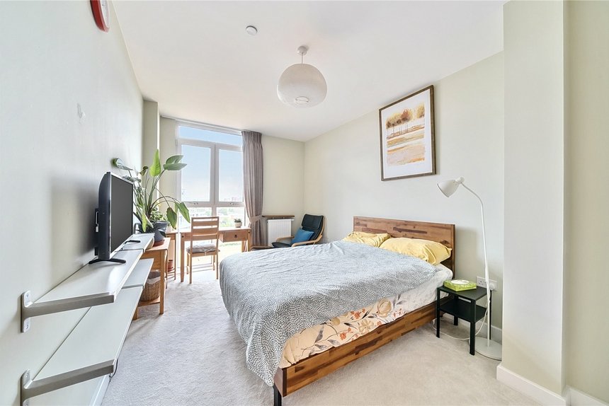 for sale hatton road london 50843 - Gibbs Gillespie