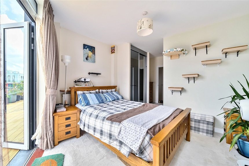 for sale hatton road london 50843 - Gibbs Gillespie