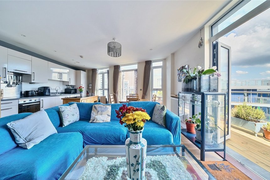 for sale hatton road london 50843 - Gibbs Gillespie