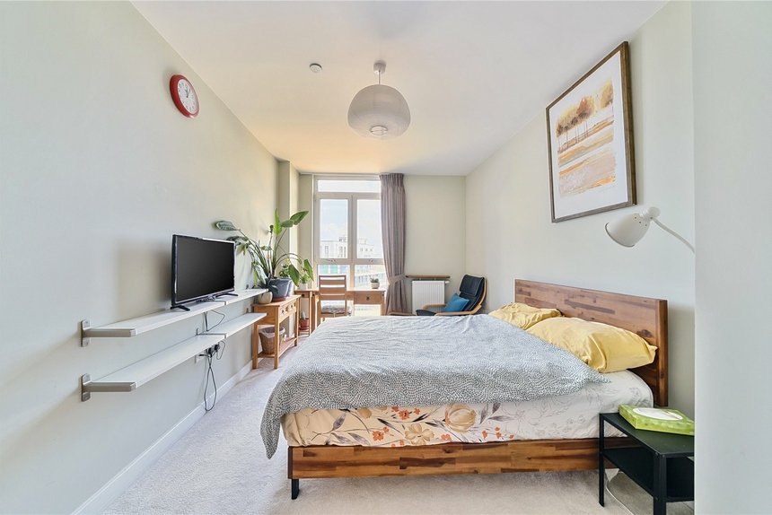 for sale hatton road london 50843 - Gibbs Gillespie