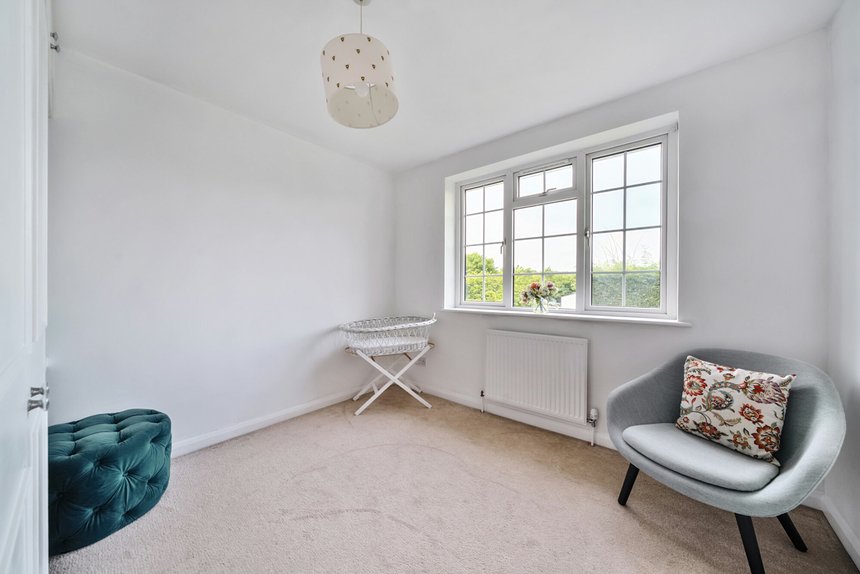 under offer leavesden road london 50907 - Gibbs Gillespie