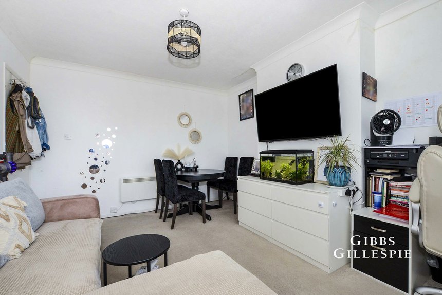 let agreed pinner road london 51008 - Gibbs Gillespie