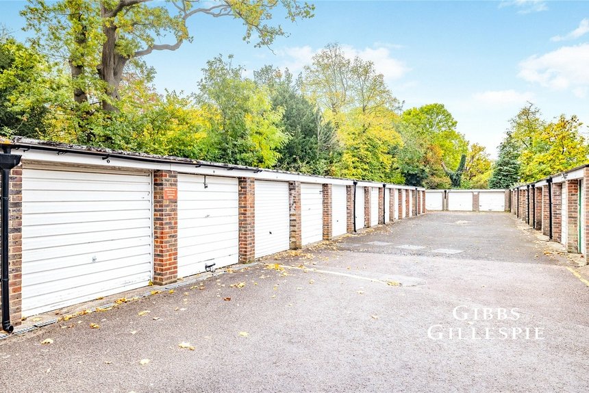 for sale colman court london 51277 - Gibbs Gillespie