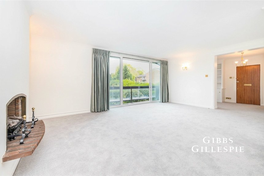 for sale colman court london 51277 - Gibbs Gillespie