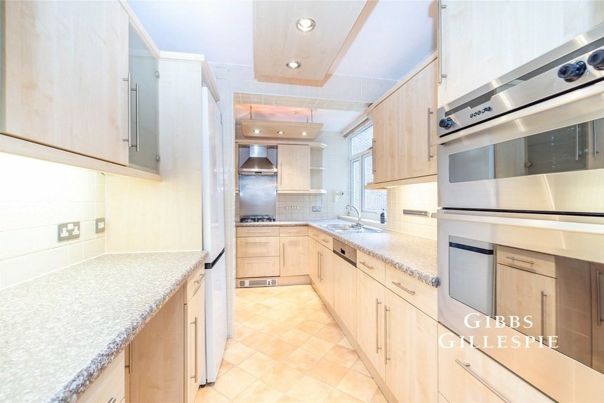 for sale colman court london 51277 - Gibbs Gillespie