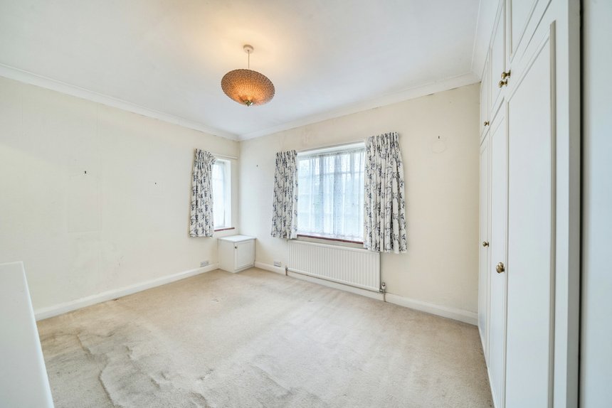 under offer milton road london 51298 - Gibbs Gillespie