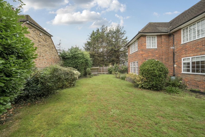 under offer milton road london 51298 - Gibbs Gillespie