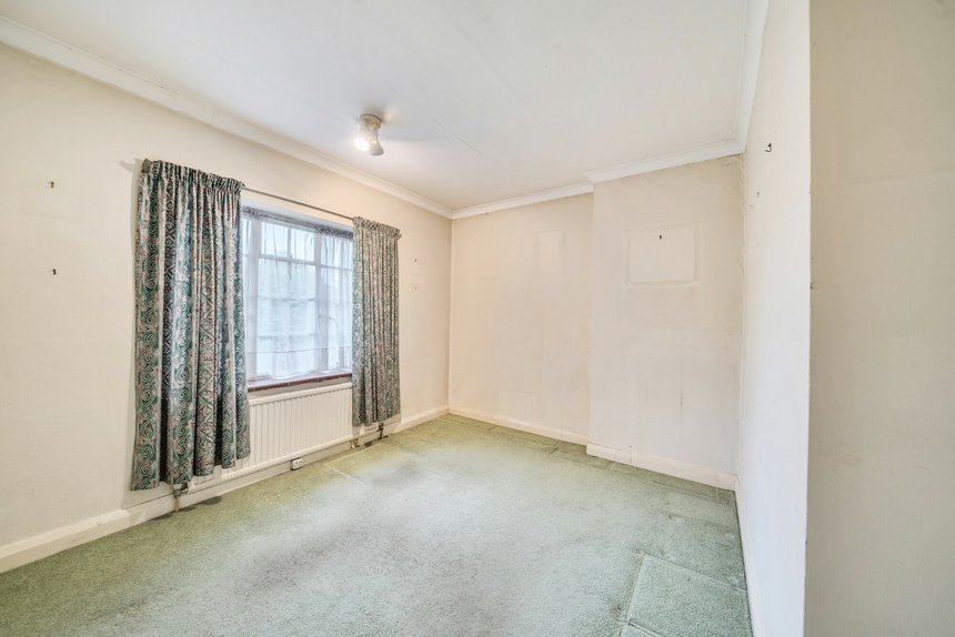 under offer milton road london 51298 - Gibbs Gillespie