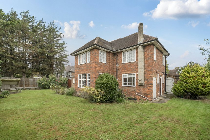 under offer milton road london 51298 - Gibbs Gillespie