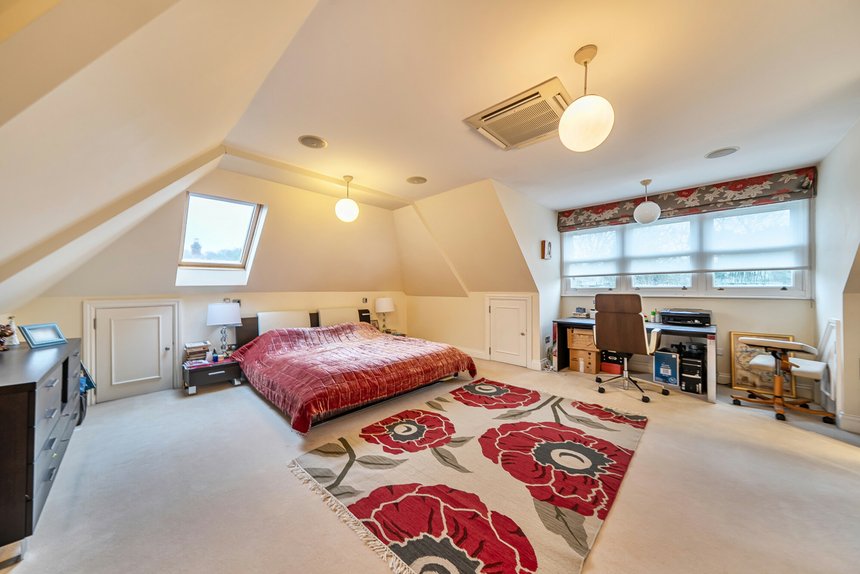 for sale gatehill road london 51317 - Gibbs Gillespie