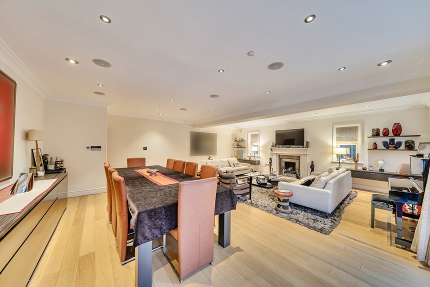 for sale gatehill road london 51317 - Gibbs Gillespie