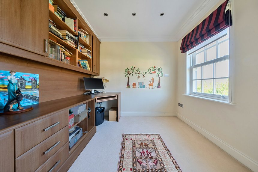 for sale gatehill road london 51317 - Gibbs Gillespie