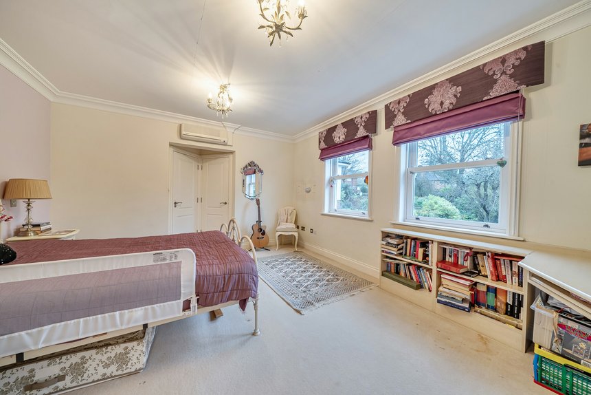 for sale gatehill road london 51317 - Gibbs Gillespie
