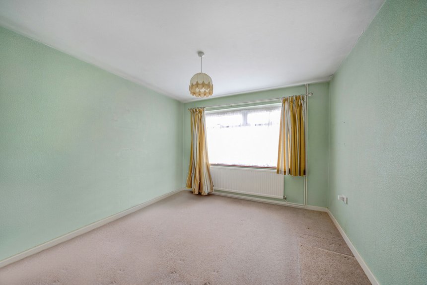 sold wood rise london 51397 - Gibbs Gillespie