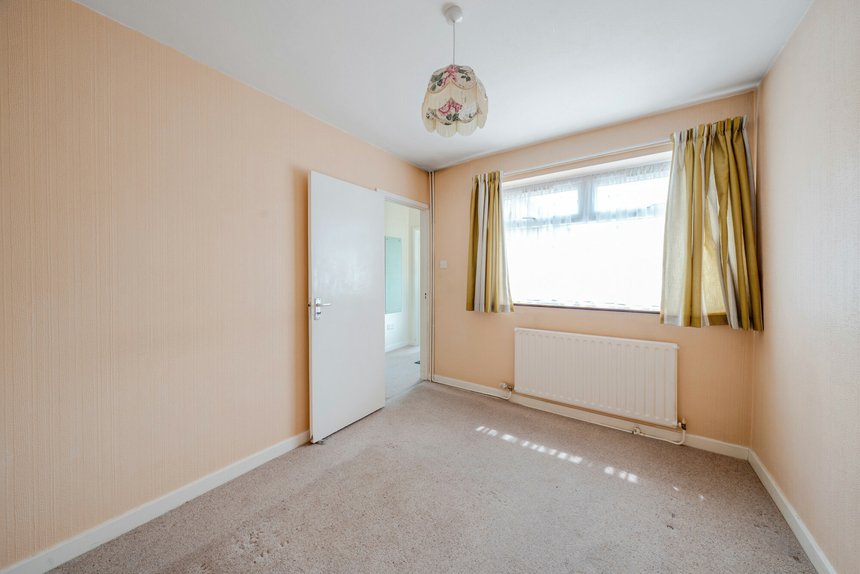 sold wood rise london 51397 - Gibbs Gillespie