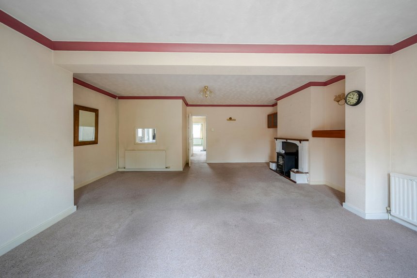 sold wood rise london 51397 - Gibbs Gillespie