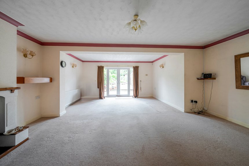 sold wood rise london 51397 - Gibbs Gillespie