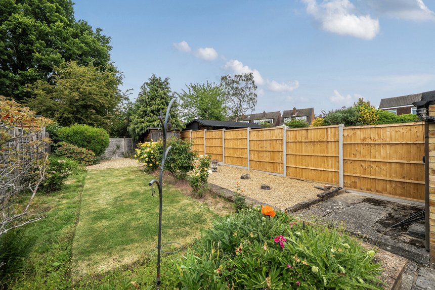 sold wood rise london 51397 - Gibbs Gillespie