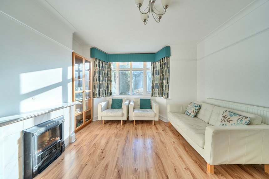 for sale lincoln road london 51567 - Gibbs Gillespie