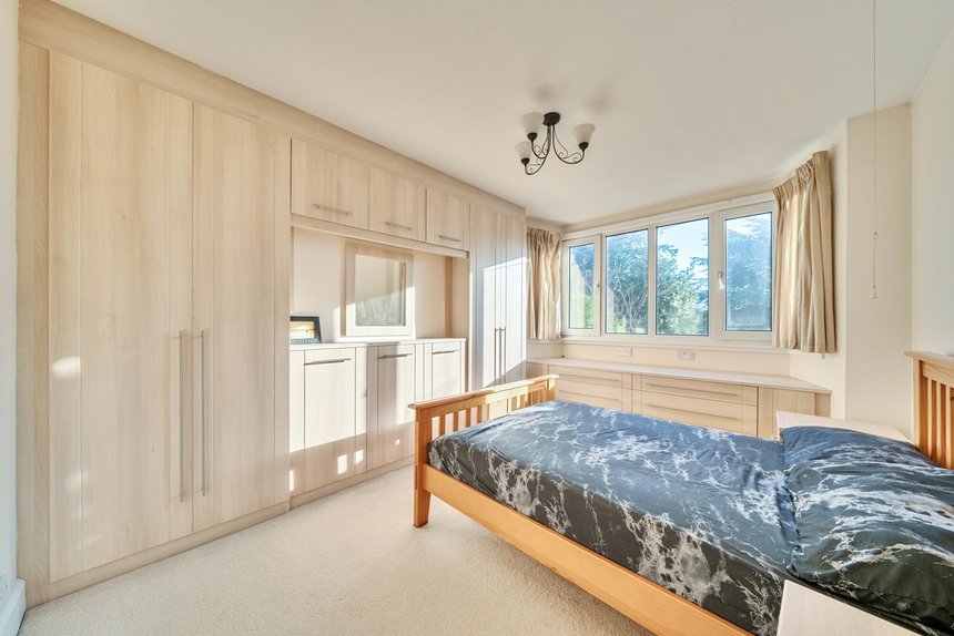 for sale lincoln road london 51567 - Gibbs Gillespie