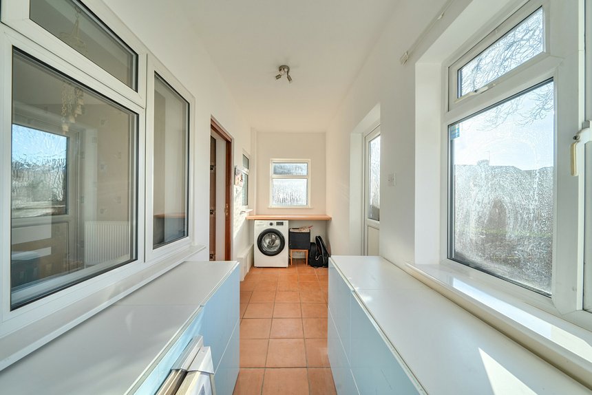 for sale lincoln road london 51567 - Gibbs Gillespie