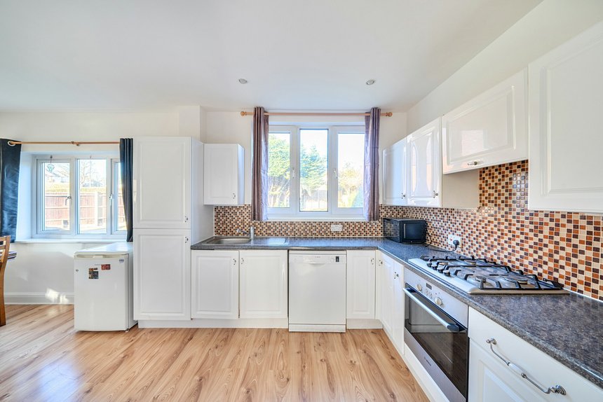 for sale lincoln road london 51567 - Gibbs Gillespie