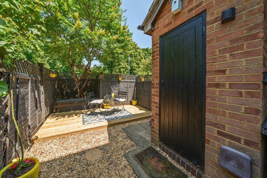 sold lindsey road london 51789 - Gibbs Gillespie