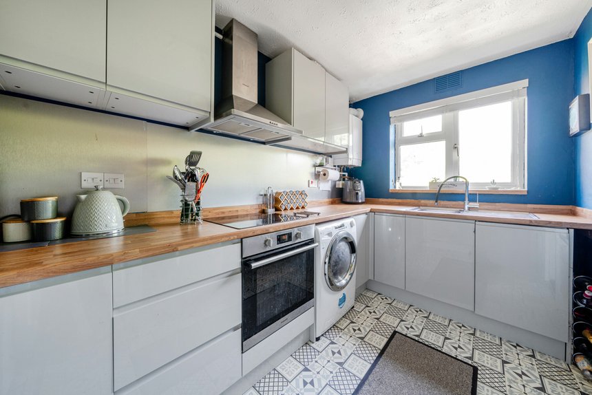 sold lindsey road london 51789 - Gibbs Gillespie