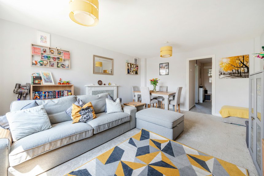 sold lindsey road london 51789 - Gibbs Gillespie