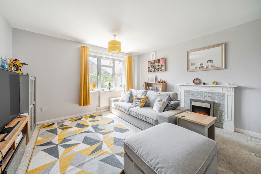 sold lindsey road london 51789 - Gibbs Gillespie