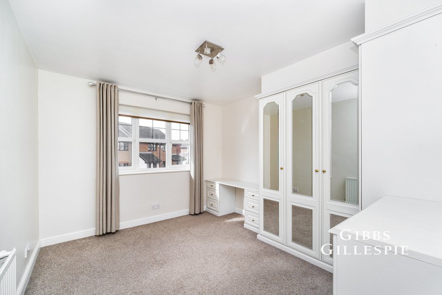 let agreed elliott avenue london 51813 - Gibbs Gillespie