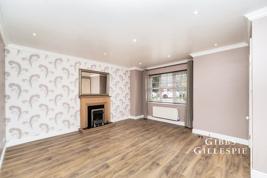 let agreed elliott avenue london 51813 - Gibbs Gillespie