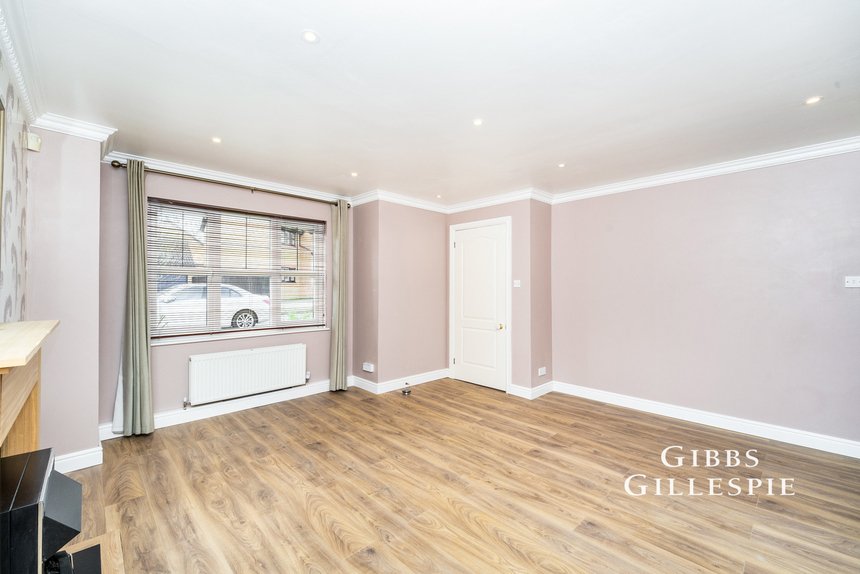 let agreed elliott avenue london 51813 - Gibbs Gillespie