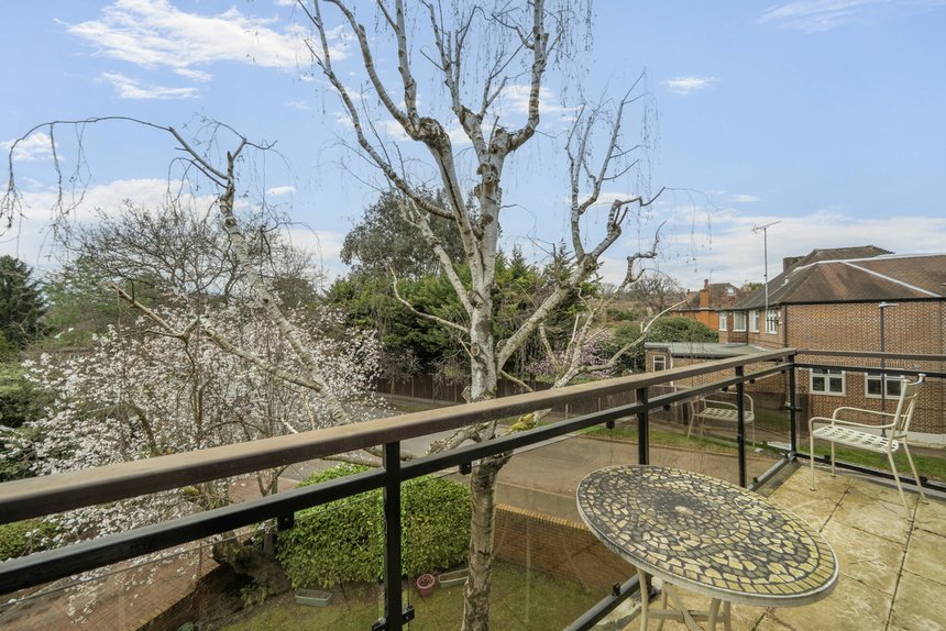 for sale old lodge way london 51889 - Gibbs Gillespie