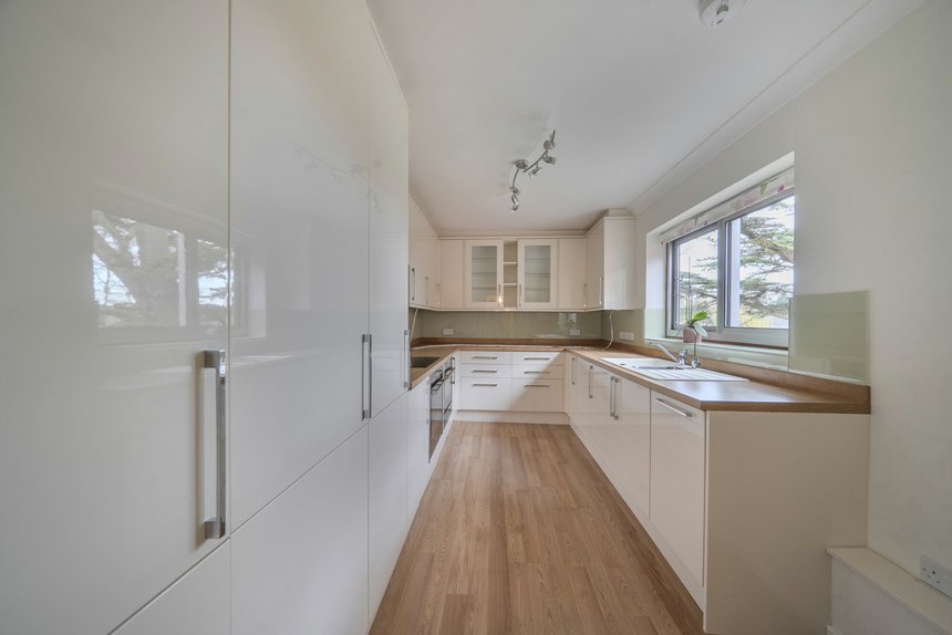 for sale old lodge way london 51889 - Gibbs Gillespie