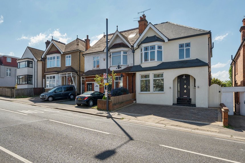 for sale harrow view london 51904 - Gibbs Gillespie