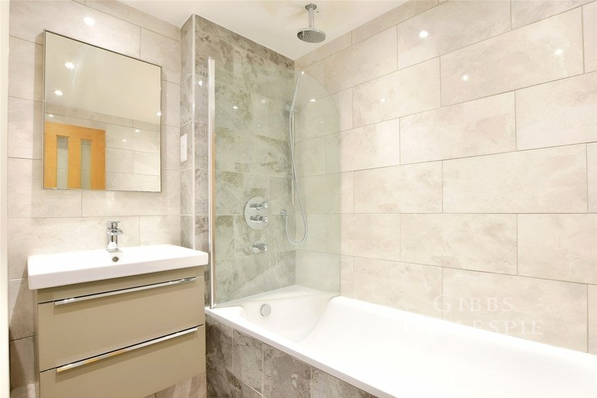 let agreed philpots close london 52001 - Gibbs Gillespie