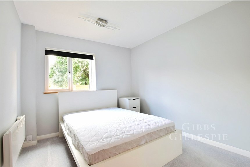 let agreed philpots close london 52001 - Gibbs Gillespie