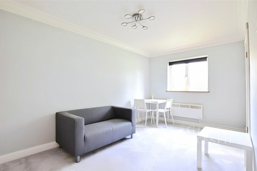 let agreed philpots close london 52001 - Gibbs Gillespie