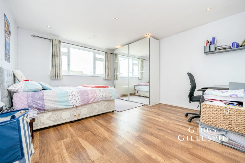 let agreed the squirrels london 52049 - Gibbs Gillespie