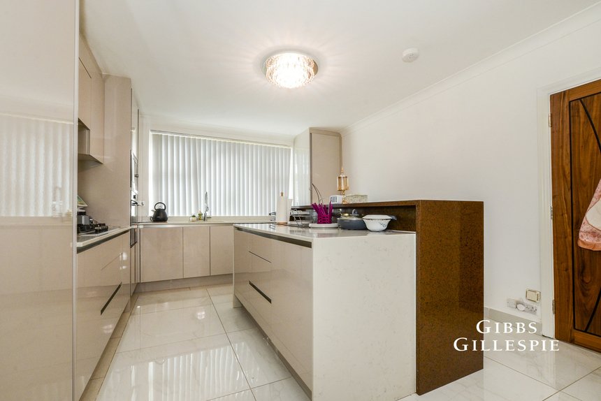 to let uxbridge road london 52189 - Gibbs Gillespie