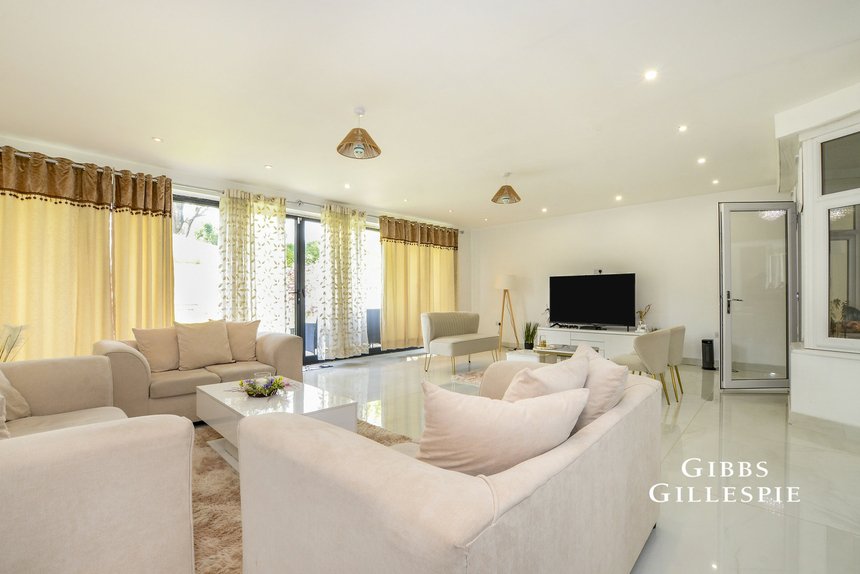 to let uxbridge road london 52189 - Gibbs Gillespie