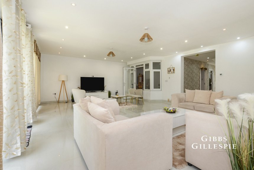 to let uxbridge road london 52189 - Gibbs Gillespie