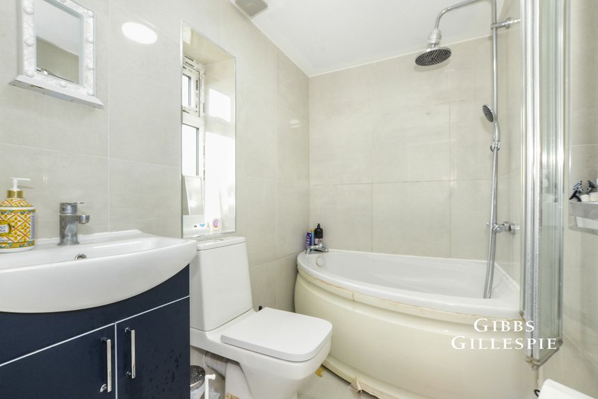 to let uxbridge road london 52189 - Gibbs Gillespie